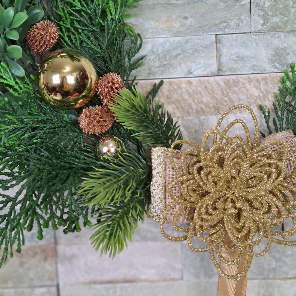 Modern Christmas Wheath