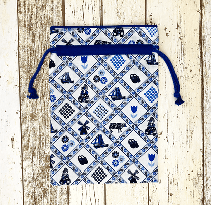 Fabric Gift Bag Delft Blue Print Girl