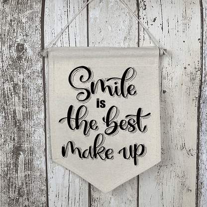 Inspirational Canvas Banner Smile The Best Make-up