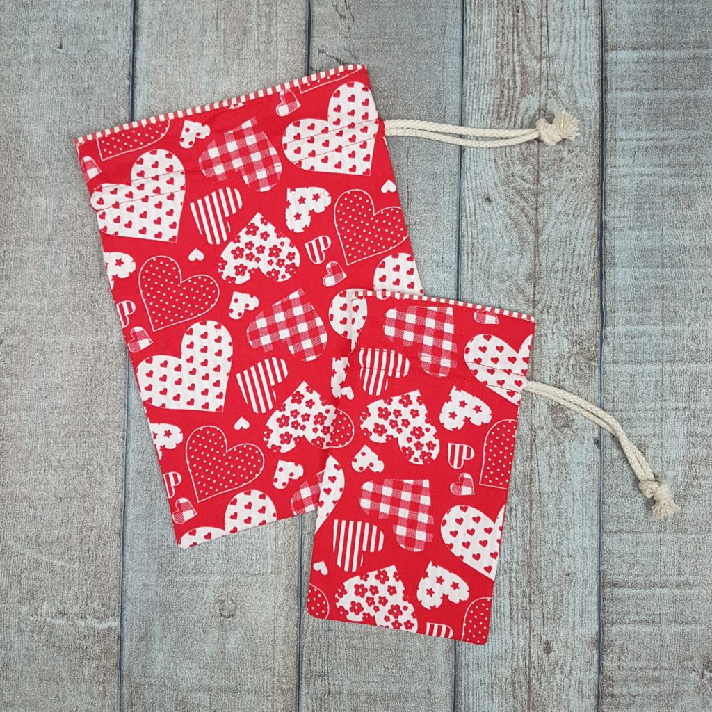 Drawstring Gift Bags Red (set of 2)